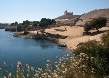 04_Beach-of-Aga-Khan_Claude-LeRoux_600