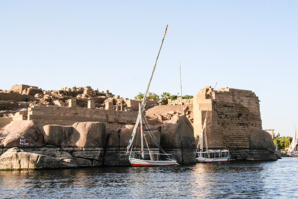 Elephantine-from-Nile_0582