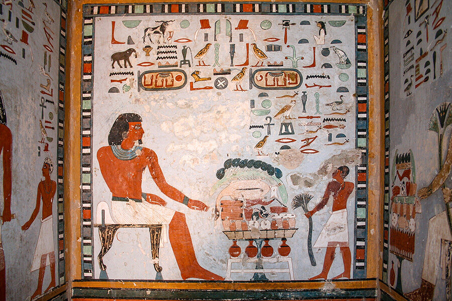 Tombs-middle_5866